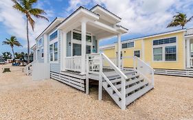 Fiesta Key Rv Resort Waterfront Cottage 33